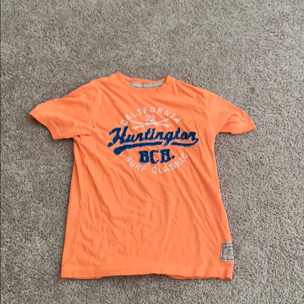 old navy shirt
